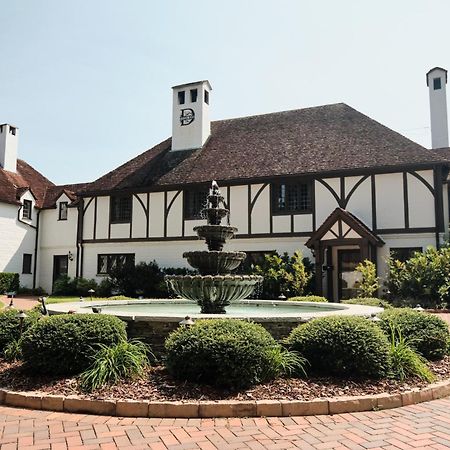 Duncraig Manor Bed & Breakfast Southern Pines Exterior photo